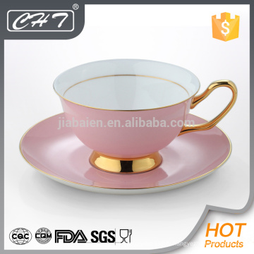 Tasse à thé en porcelaine en gros personnalisée et soucoupe